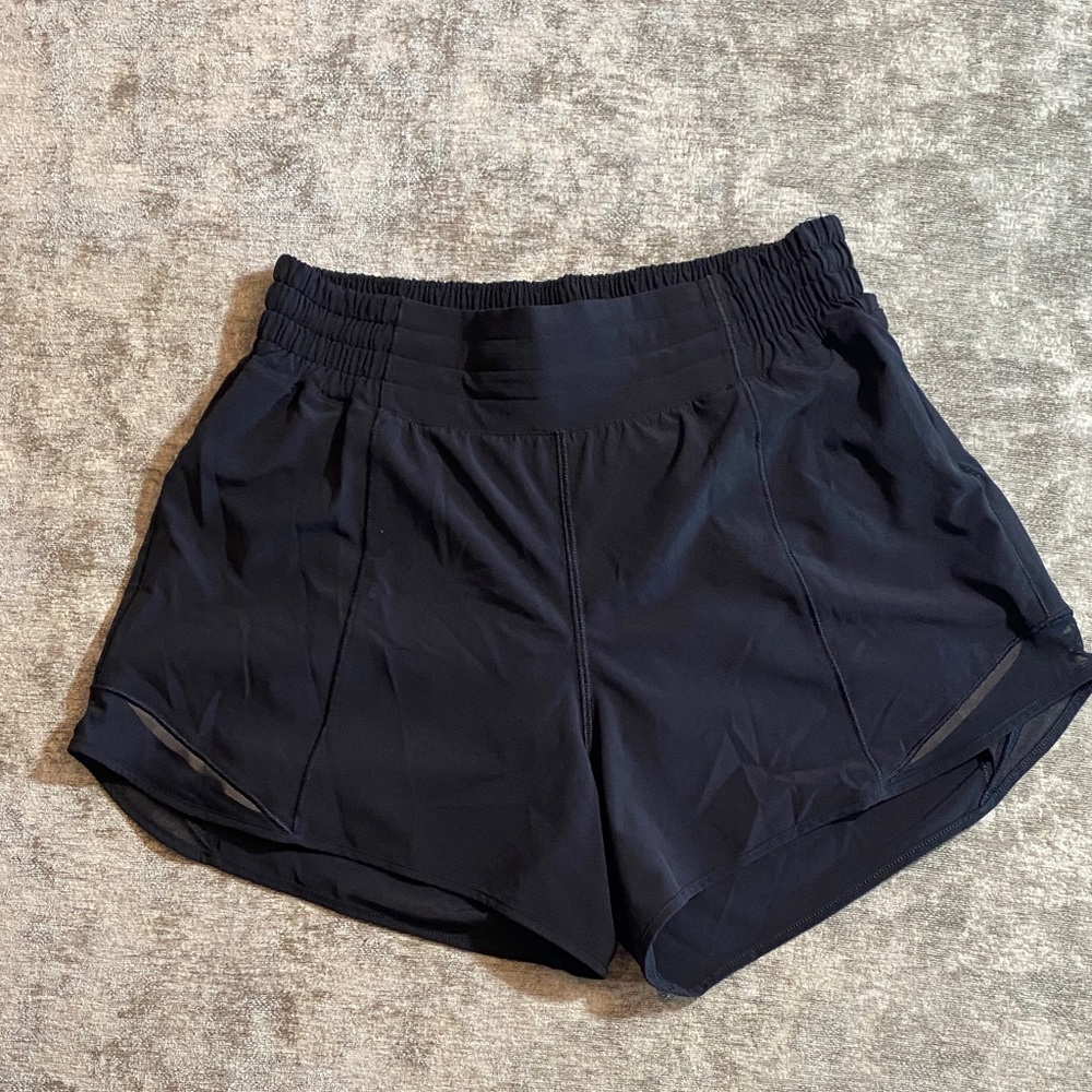 Lululemon Athletica Black Athletic Shorts size 6 {1119}